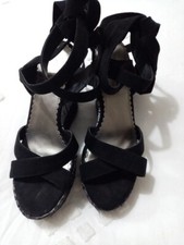 Star by Julian MacDonald wedge roman style sandals size 3 black &white new 