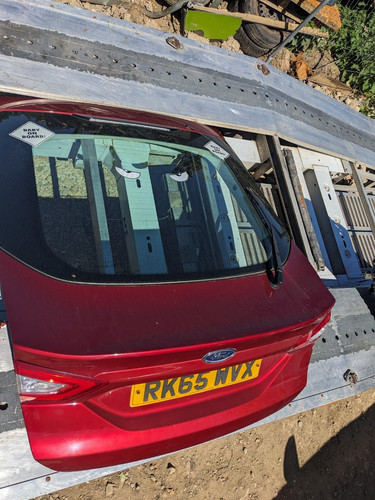 2015 ford mondeo tailgate boot - ford,