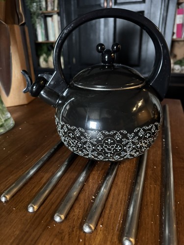 Disney parks gourmet - gourmet, black