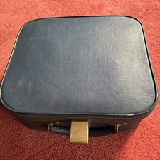 VINTAGE 1960/70s BLACK WEEKEND VANITY OVERNIGHT CASE - RED INTERIOR RETRO