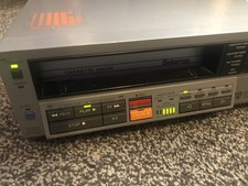 Sony Betamax SL-C9UB VCR Video Cassette Tape Recorder - In Good Working Order