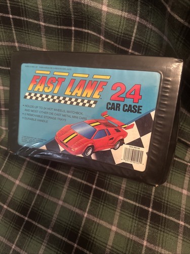 Vintage 1990 car - 24,