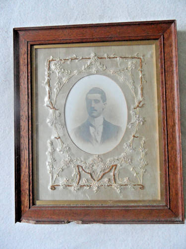 Large victorian photo frame - photo,