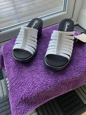 Skechers Rumblers Size-6
