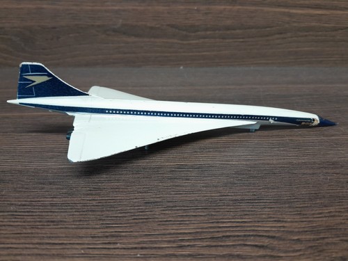 Corgi concord boac - corgi, cast