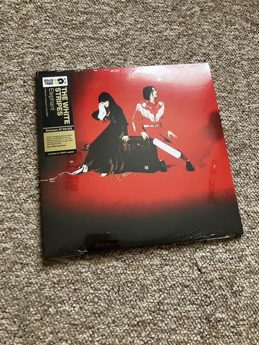 White stripes elephant - white,