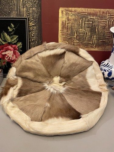 Springbok hide pouffe foot - springbok,