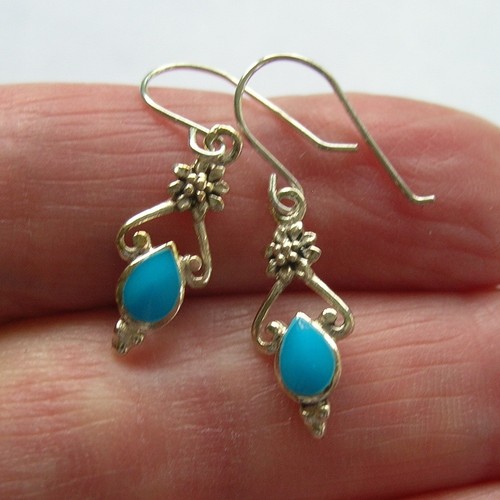 Lovely tiny vintage sterling - lovely,