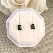 Vintage Jewellery Gold Stud