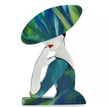 Laughing Lady Brooch Green