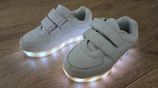 GREAT CONDITION Kosmic Kicks Unisex LED Colour Changing Light-Up Shoes, Size 8