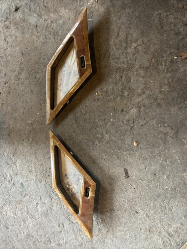 Pair rolls royce rear - pair,