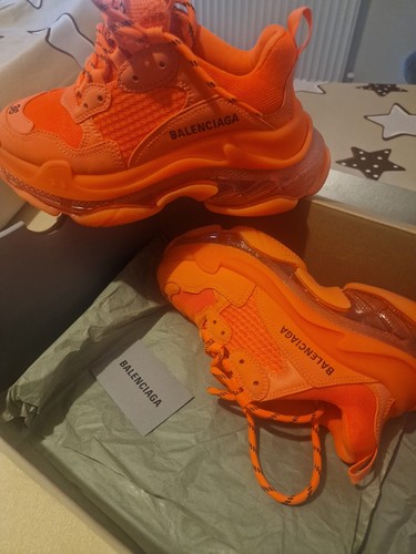 New size eu - |, balenciaga