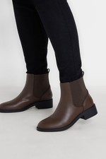 Yours Curve Women's Faux Leather Elasticated Chelsea Boots In Wide Fit