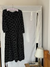 SAHARA BLACK AND WHITE