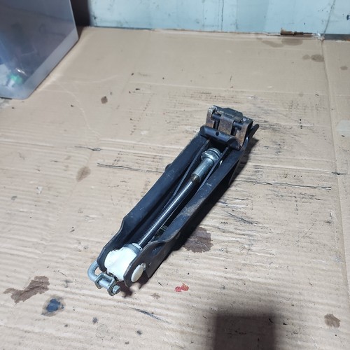 Lifting jack audi seat - lifting,