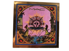 MAC FIGHTING FOR THE BEAUTY OF