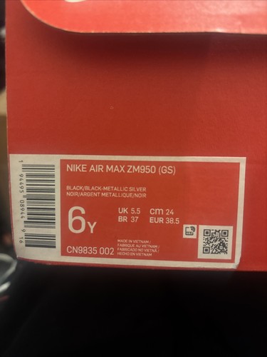 Brand new nike - air, zm950