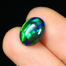 3.95 Ct AAA Oval Black Opal