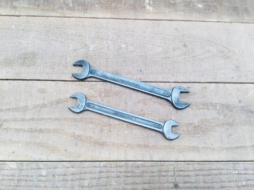 Vintage car tools superslim - car, tw