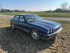 Jaguar Xj6 3.2 X300 wheel nut