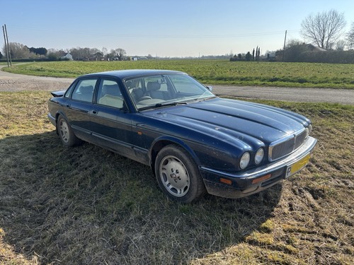 Jaguar xj6 x300 wheel nut - xj6,