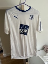 Tranmere Rovers large adult home football shirt,  2017/18 season.