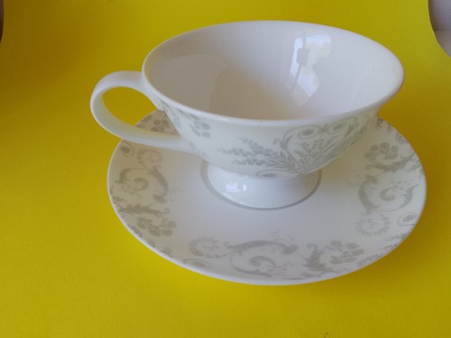 Laura ashley hebert bone - laura,