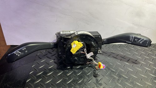 Volkswagen polo wiper - volkswagen,