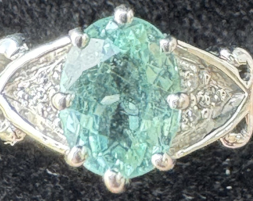 18ct white gold - gold, blue