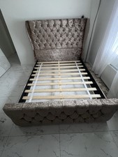 Diva Crushed Velvet Fabric  kingsize bed & Headboard Bed Frame And Mattress .New