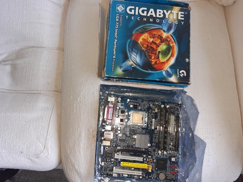 Gigabyte 81915me lga - gigabyte,