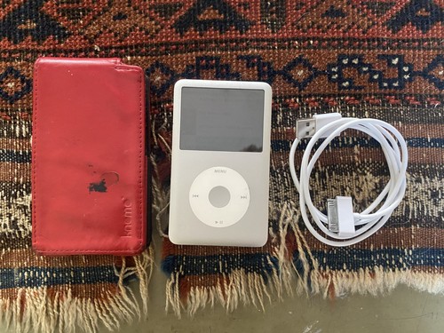 Apple ipod classic 80gb - apple, silver