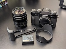 Fujifilm XT20 Mirrorless Camera + XF18-55mm 1:2.8-4 LM OIS Lens + Battery + Grip