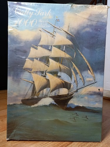 Vintage arrow 1000 piece - vintage,