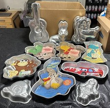 Wilton Cake Pans - Bugs Bunny