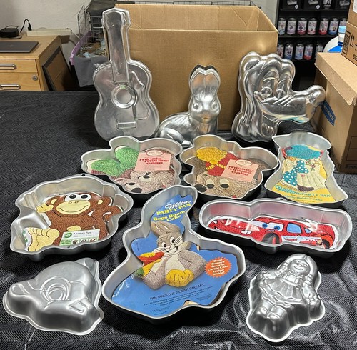 Wilton cake pans bugs bunny - wilton,
