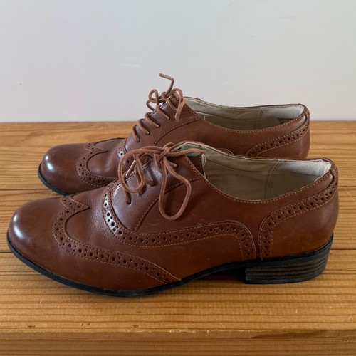 Clarks shoes size brown - 6.5,