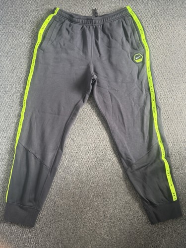 Nike men joggers size - men's,
