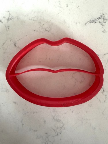 Giant lips cookie - giant,