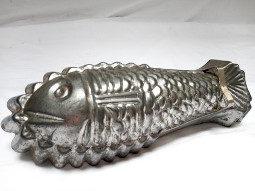 Tin fish mould mousse - tin,