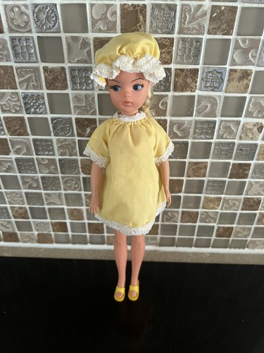 Vintage pedigree brunette - vintage,