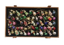 Thomas Pacconi 59 x Blown Glass Christmas Ornaments CH-619 in Wooden Crate 2006