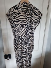 Ladies Crepe Button Front
