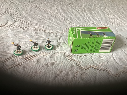 Subbuteo match officials - match,
