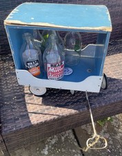 Tri-ang Vintage Toy Milk Float And Glass Bottles and Advert Badges Collection 