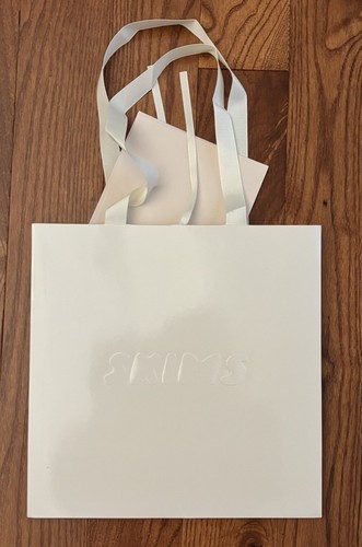 Skims kim kardashian - kim, white