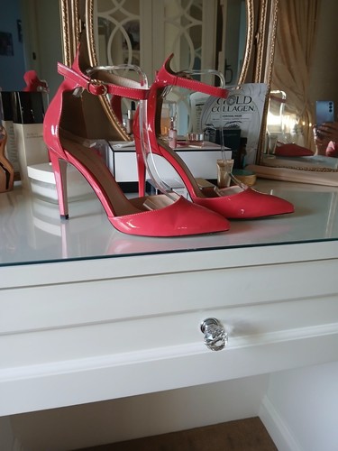 Gorgeous coral shoe with - gorgeous,