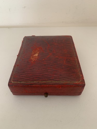 Benson red leatherette - benson,