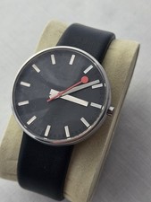 Mondaine giant seasonal - giant, swiss